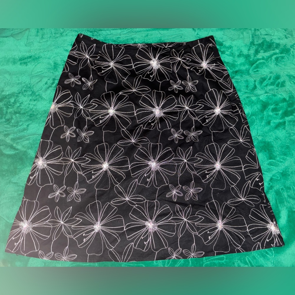 A-line sequin embellished mini by Autograph New York size 6